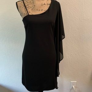 Cute Black Dress!